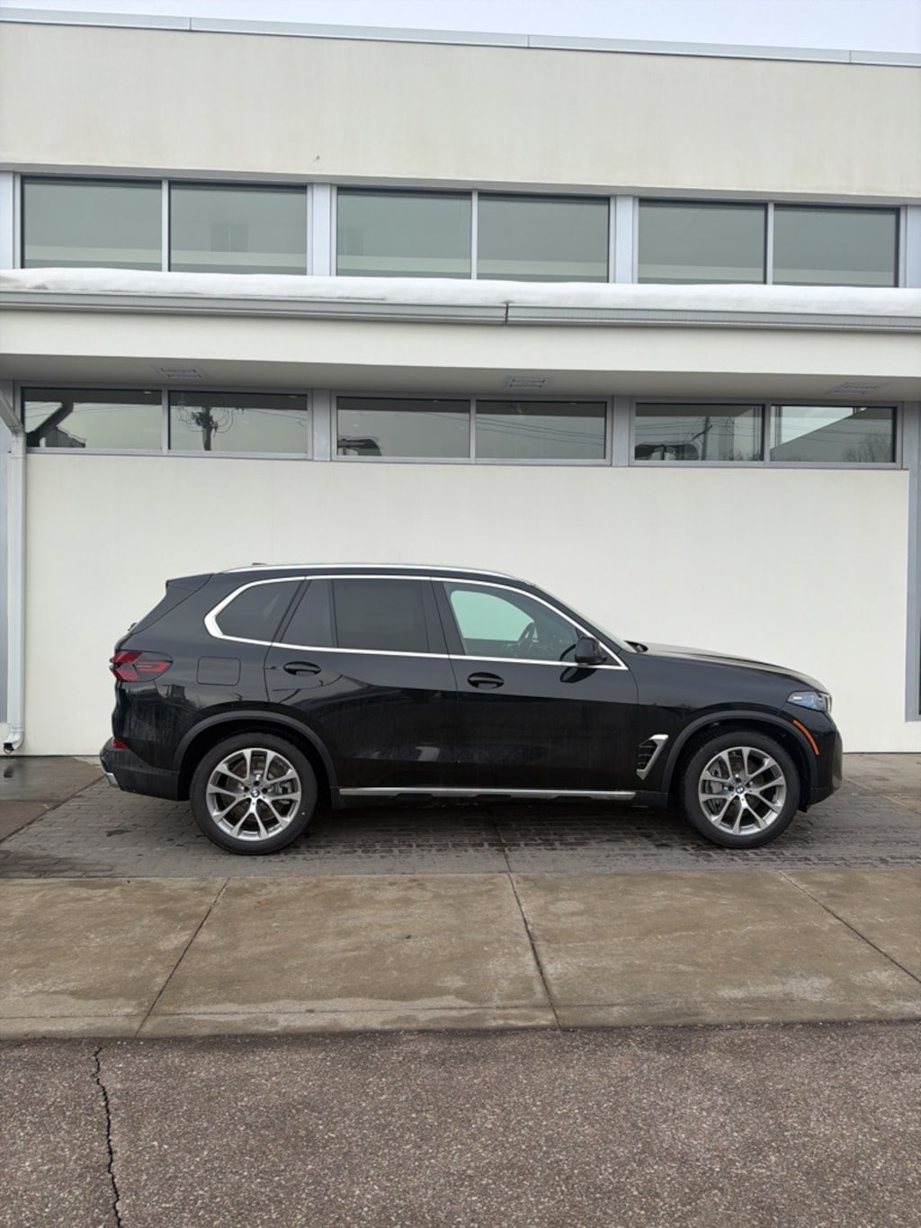 New 2026 BMW X5 PHEV xDrive50e SUV
