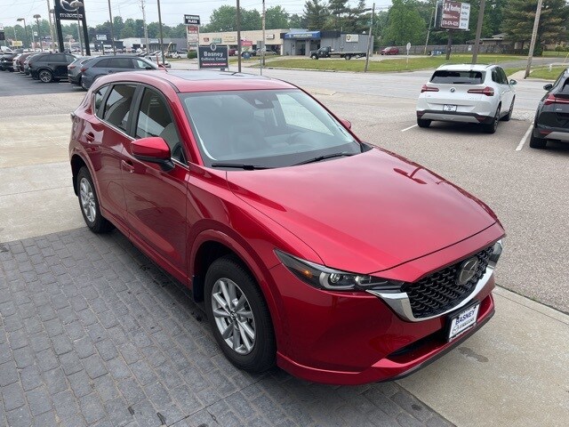 2024 Mazda CX-5 2.5 S Preferred photo 3