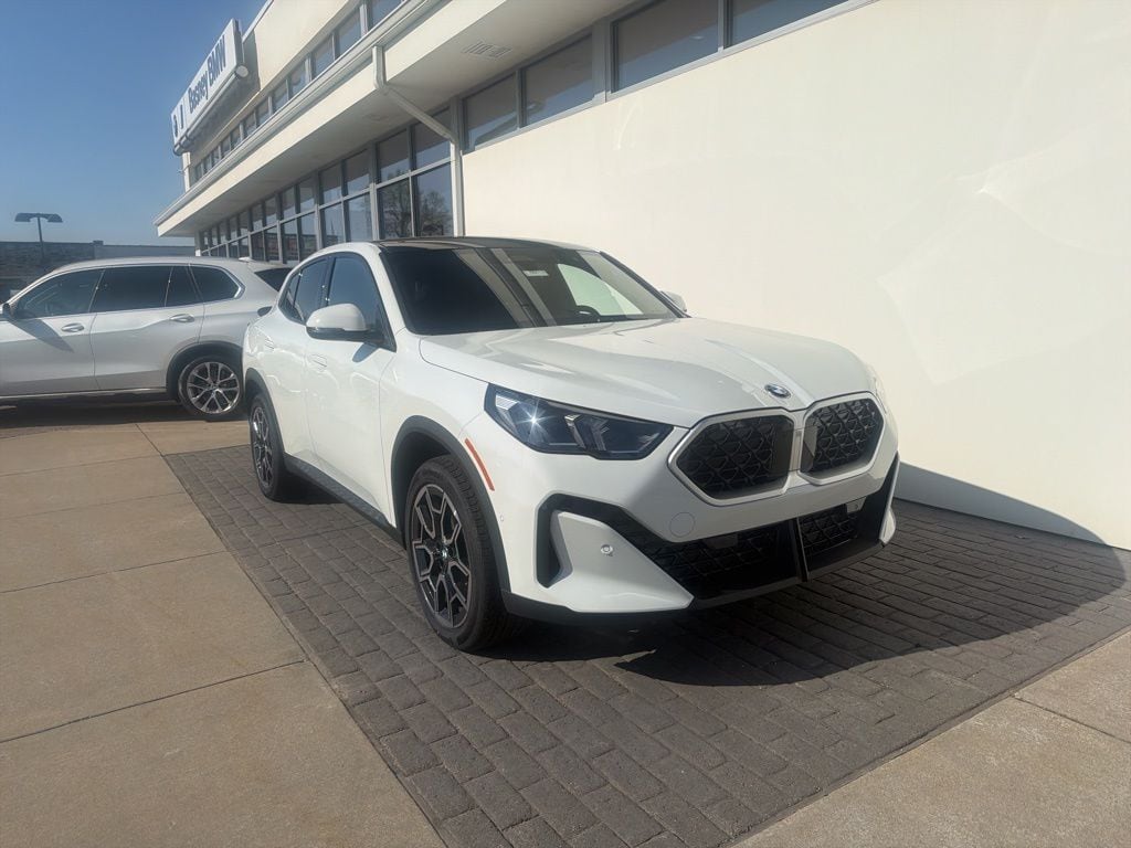 2026 BMW X2 xDrive28i's photo