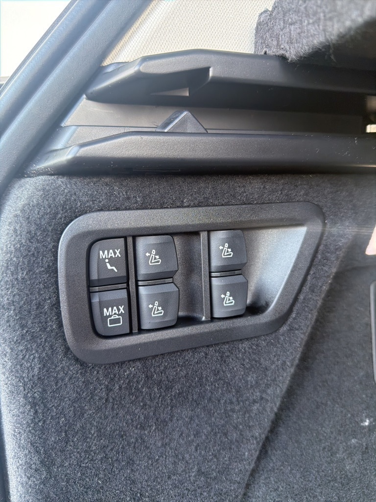 2026 BMW X7 40i - Photo 12