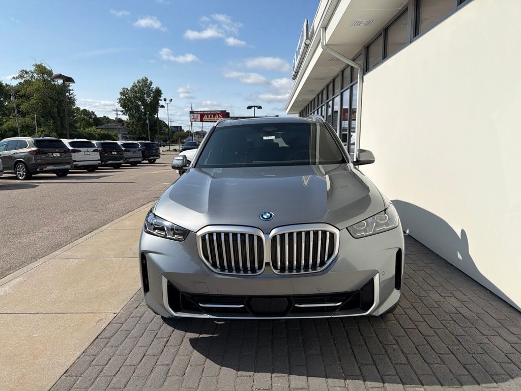 New 2026 BMW X5 PHEV xDrive50e SUV
