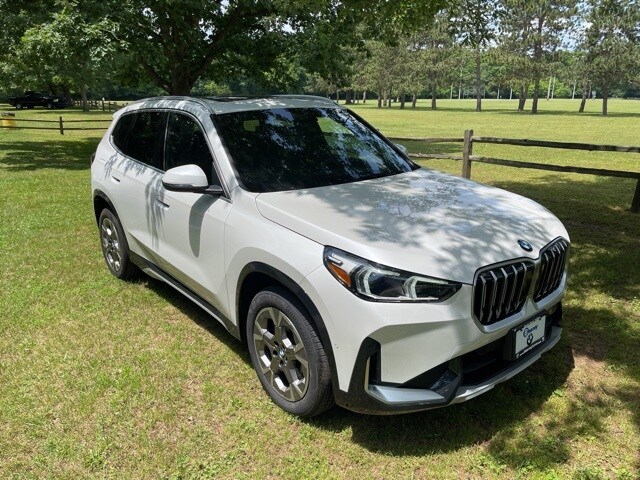 2025 Bmw X1 XDrive28i photo 3