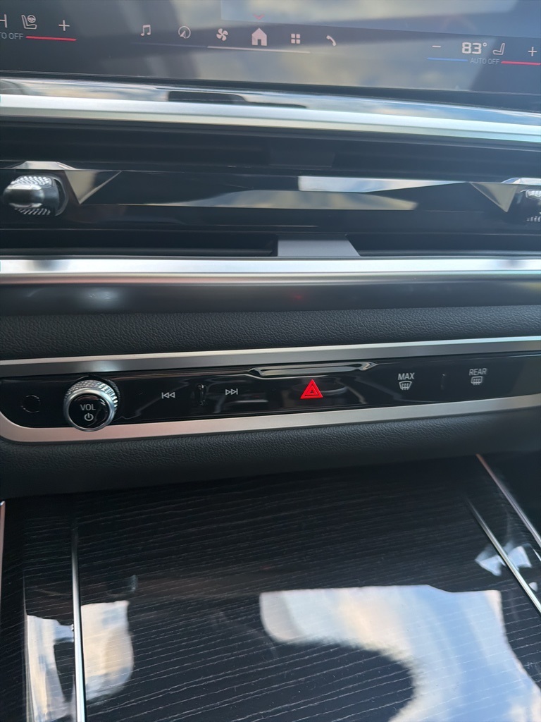 2026 BMW X7 M60i - Photo 47