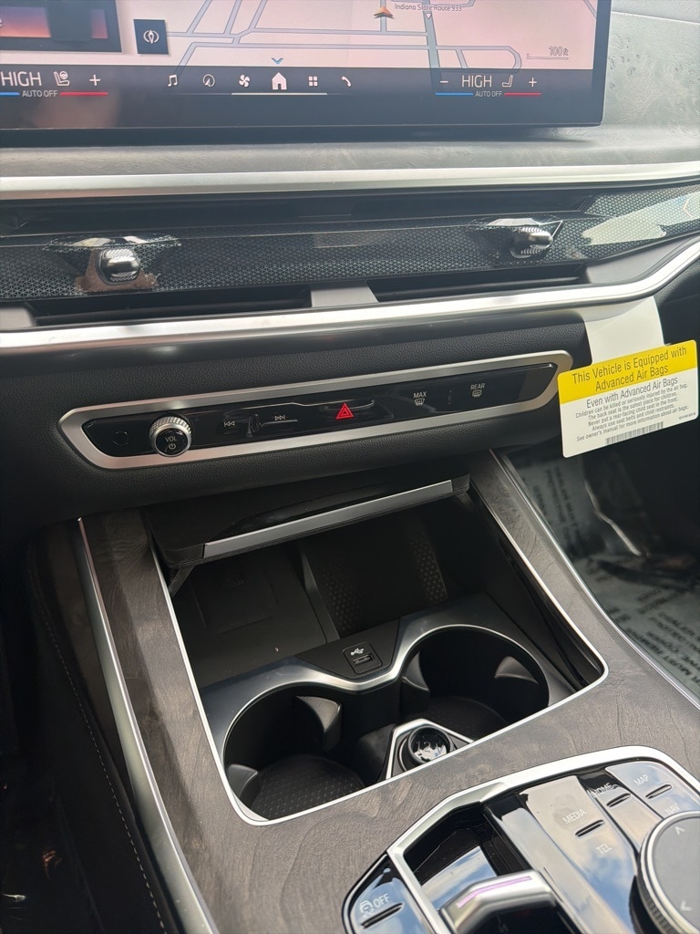 2026 BMW X7 40i - Photo 48