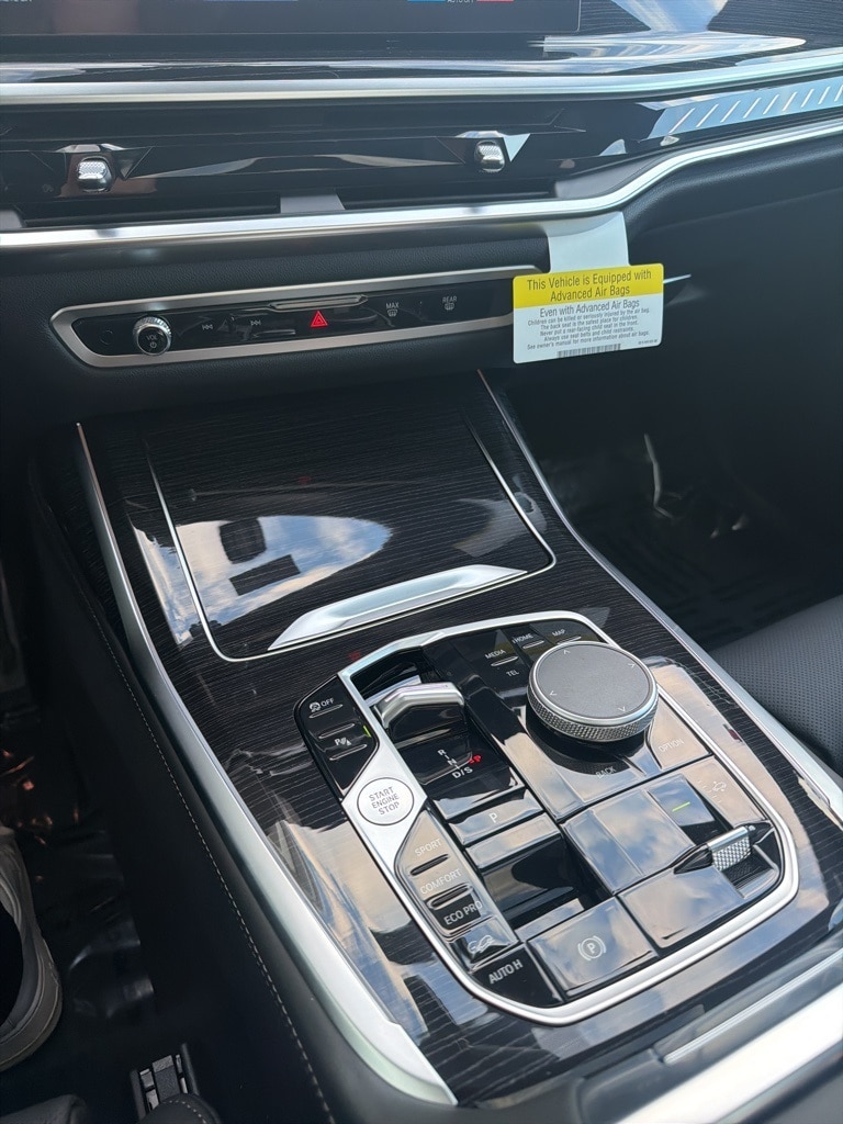 2026 BMW X7 M60i - Photo 48