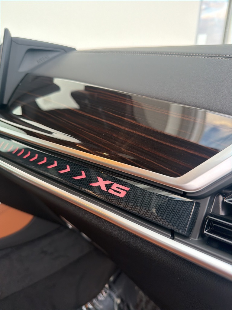 2026 BMW X7 M60i - Photo 75