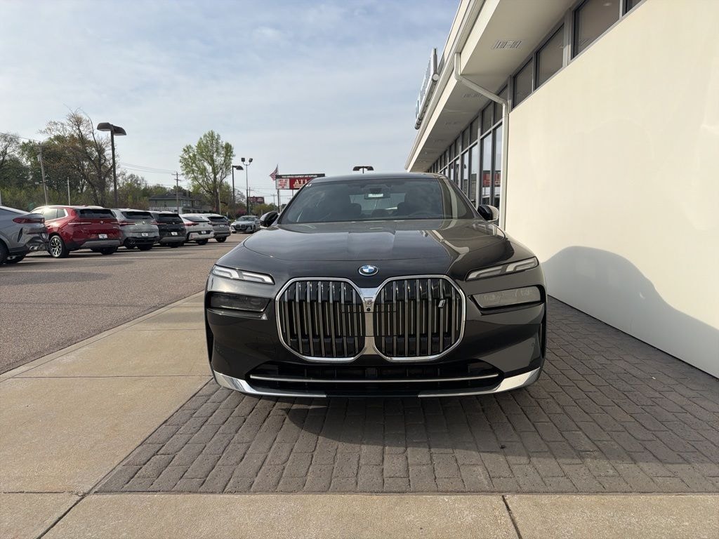 New 2026 BMW i7 xDrive60 Sedan