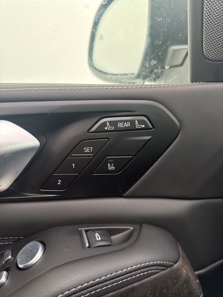 2026 BMW X7 40i - Photo 37