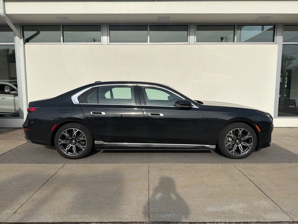 New 2026 BMW i7 xDrive60 Sedan