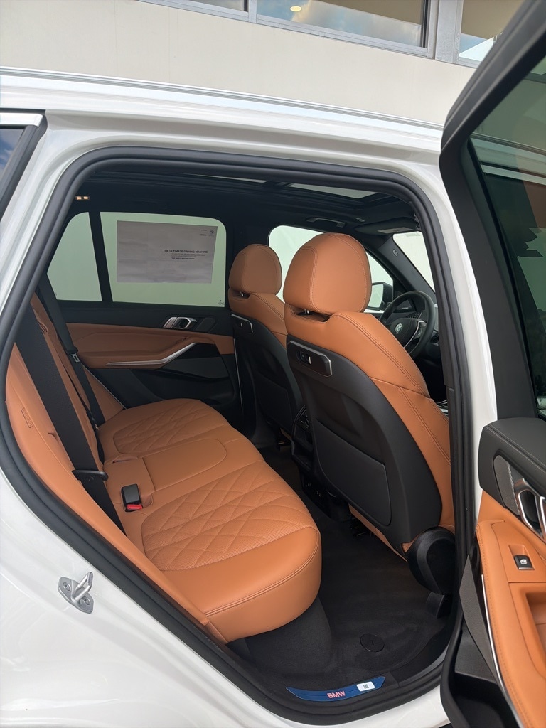 2026 BMW X7 M60i - Photo 64