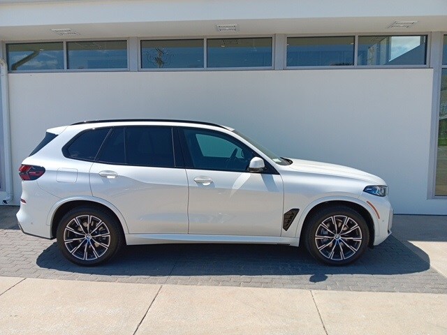 2025 Bmw X5 xDrive40i photo 2