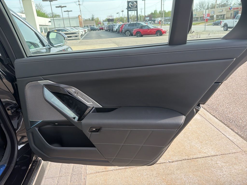 2026 BMW i7 60 - Photo 11