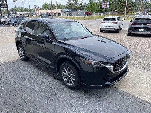 2024 Mazda CX-5 2.5 Select photo 3