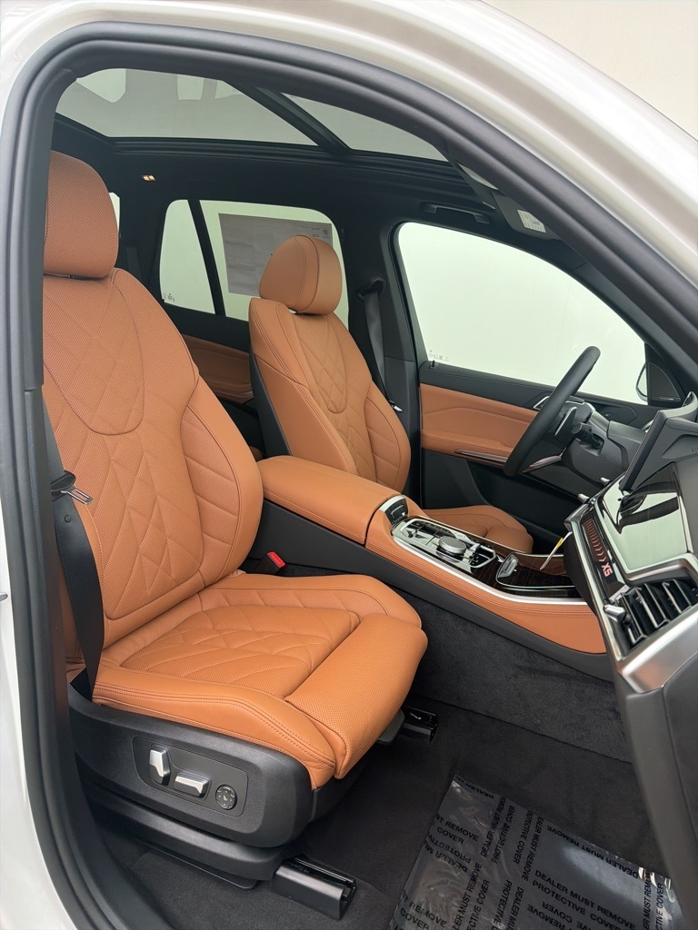 2026 BMW X7 M60i - Photo 73