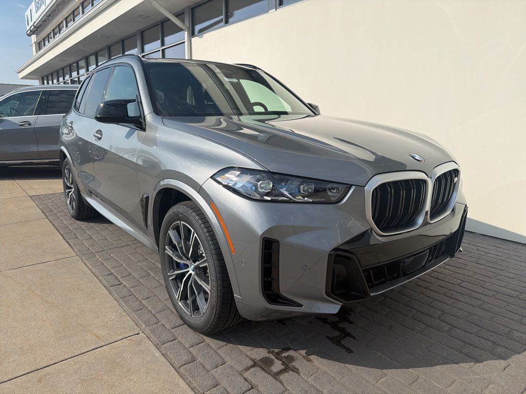 2026 BMW X5 M60i's photo