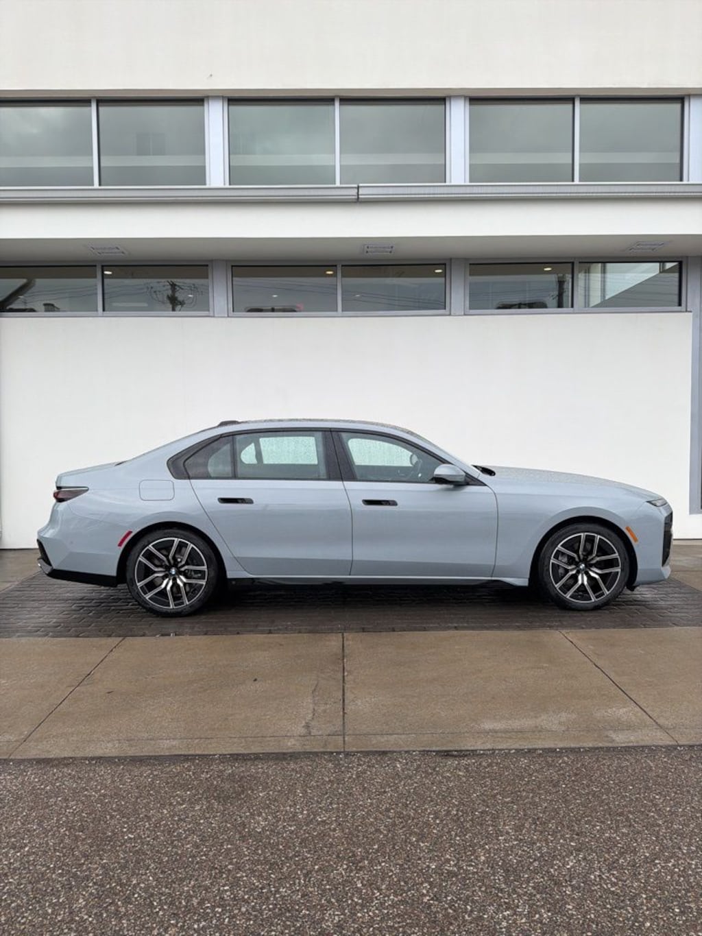 Certified 2024 BMW 760i xDrive Sedan