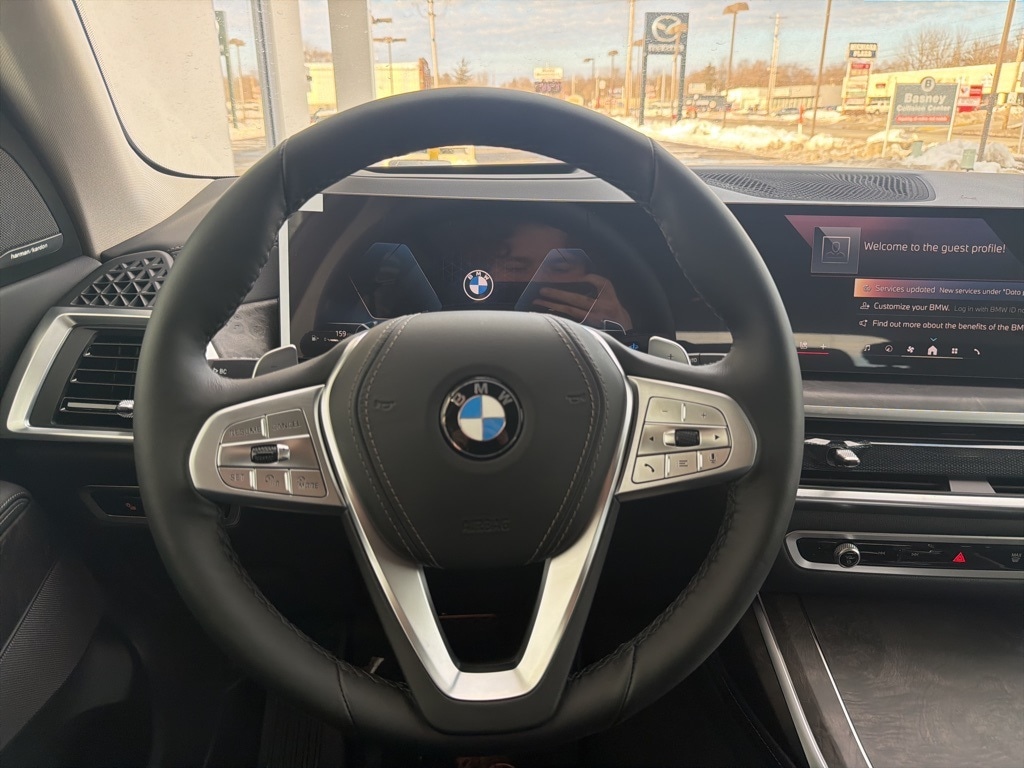 2026 BMW X7 40i - Photo 39