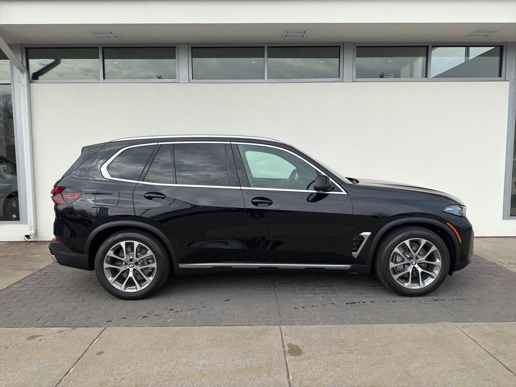 New 2026 BMW X5 PHEV xDrive50e SUV