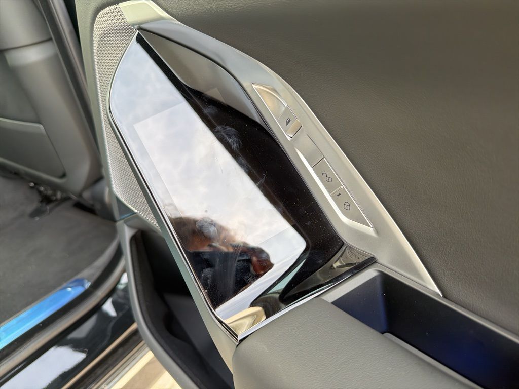 2026 BMW i7 60 - Photo 12