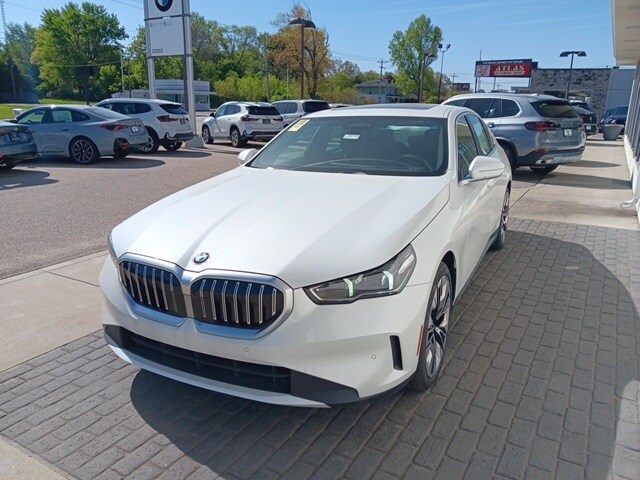 2025 Bmw 530i xDrive photo 3
