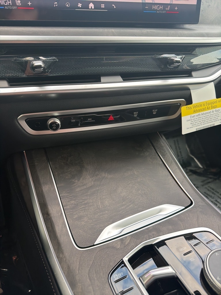 2026 BMW X7 40i - Photo 47
