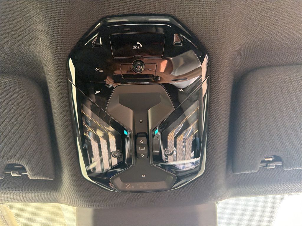 2026 BMW i7 60 - Photo 39