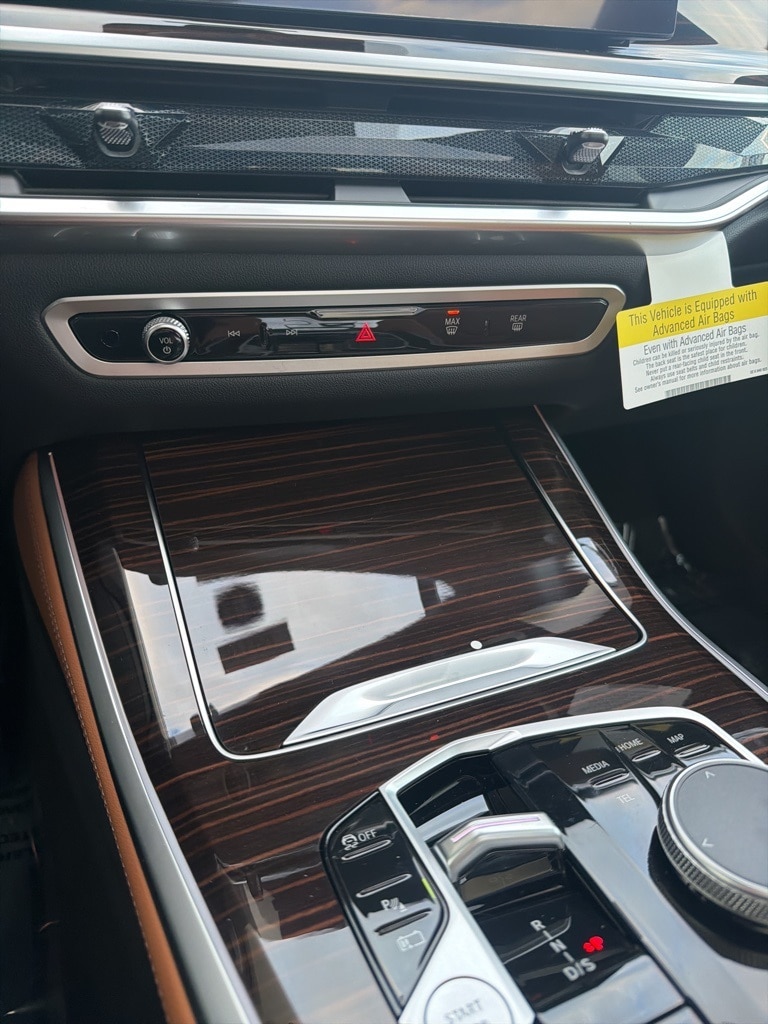 2026 BMW X7 M60i - Photo 87