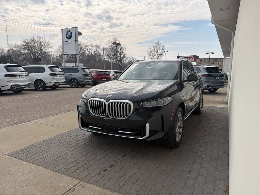 New 2026 BMW X5 PHEV xDrive50e SUV