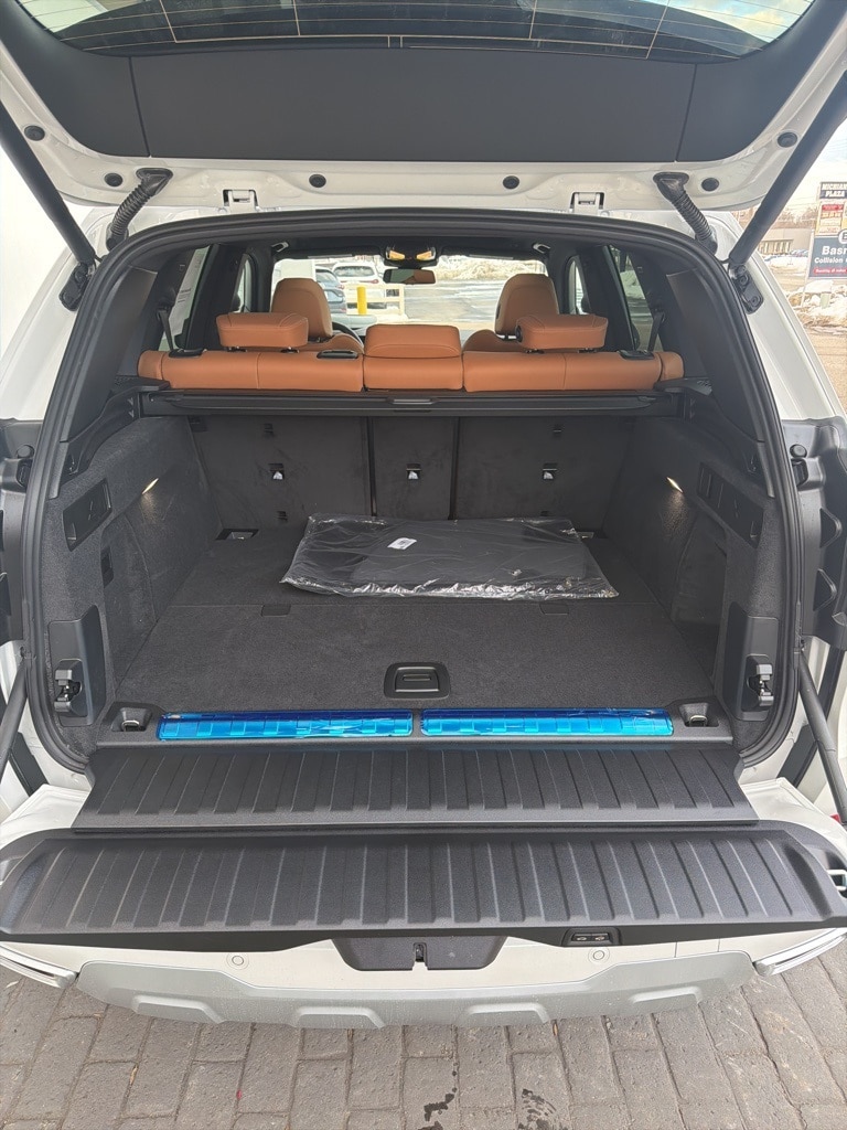 2026 BMW X7 M60i - Photo 60