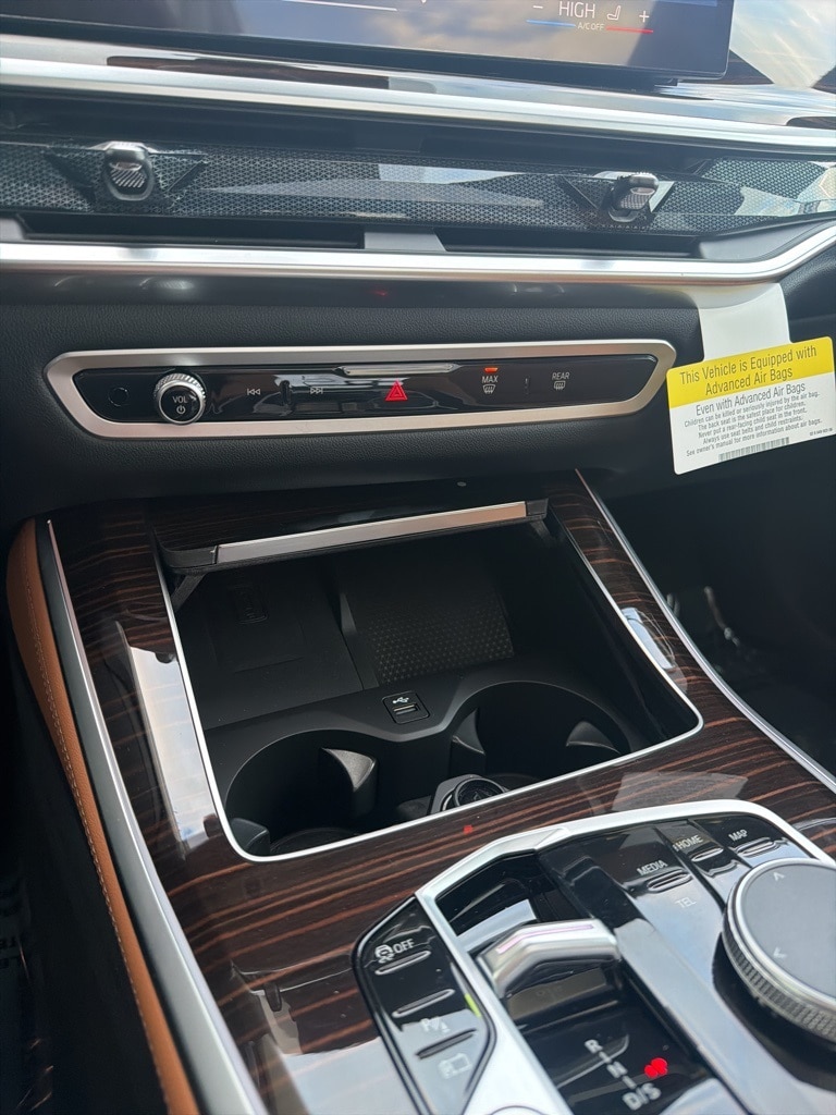 2026 BMW X7 M60i - Photo 88