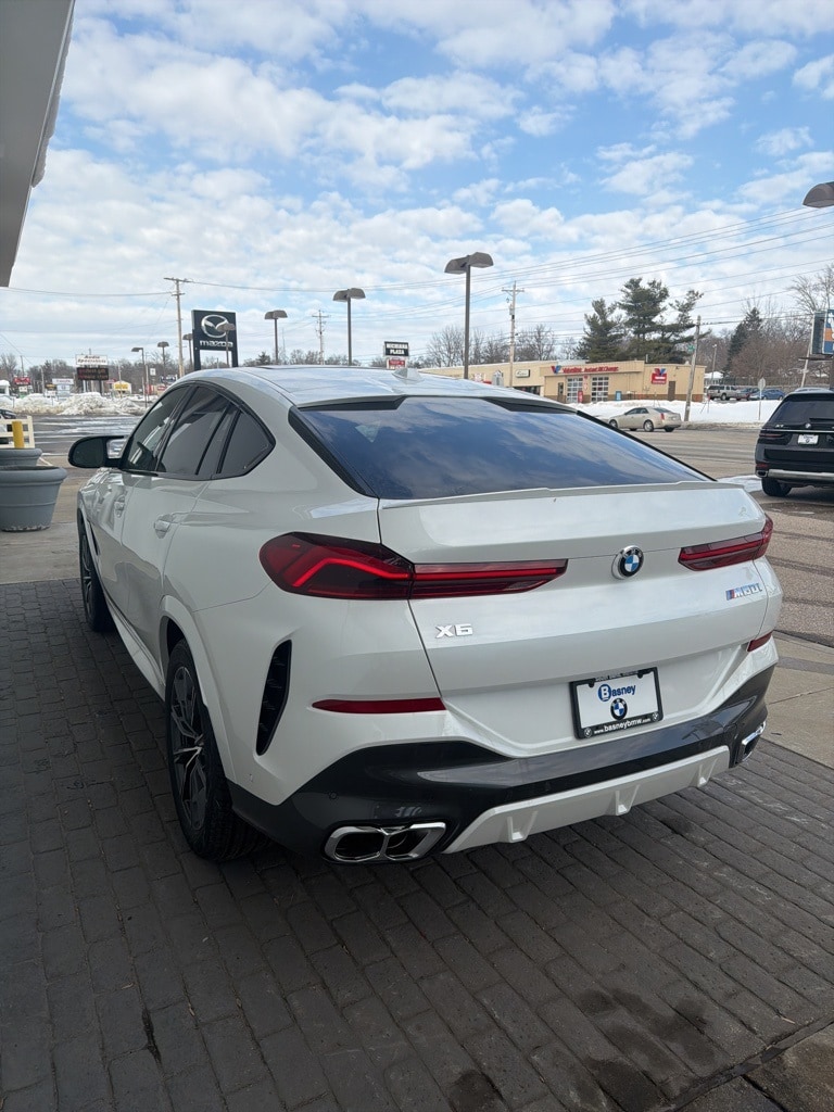 2026 BMW X6 M60i - Photo 7