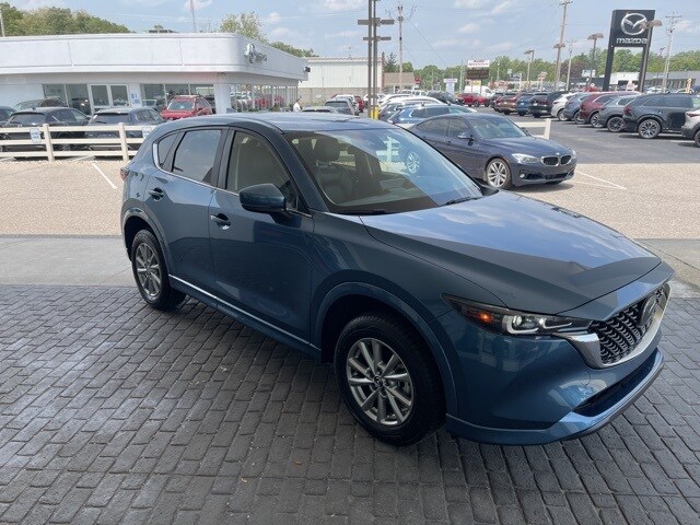 2024 Mazda CX-5 2.5 Select photo 3