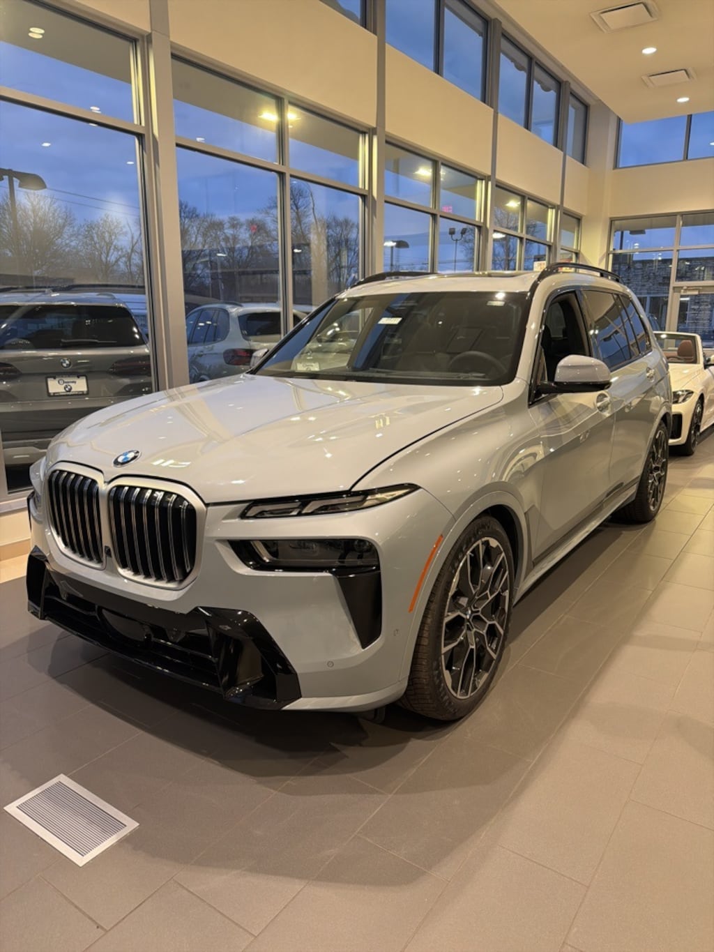 New 2026 BMW X7 xDrive40i SUV