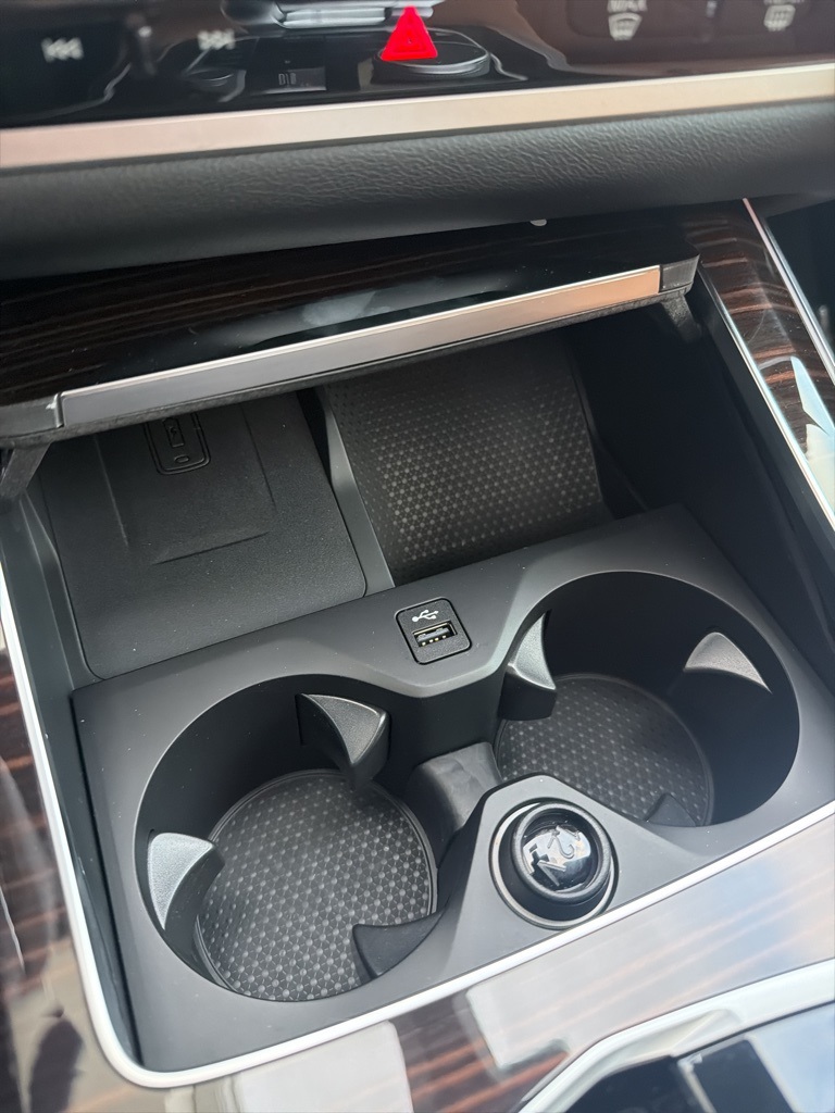 2026 BMW X7 M60i - Photo 89