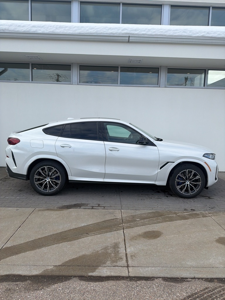 2026 BMW X6 M60i - Photo 4
