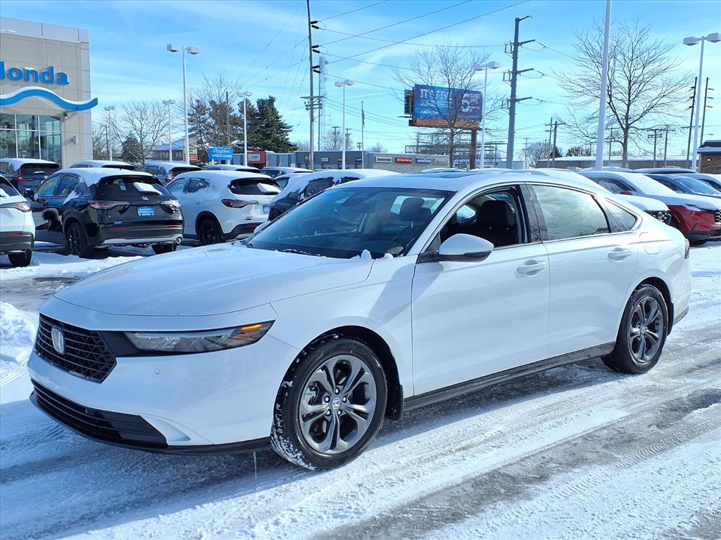 2023 Honda Accord Hybrid EX-L's photo