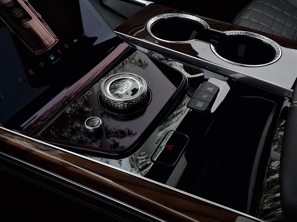 2025 Cadillac Escalade Sport Platinum - Photo 22