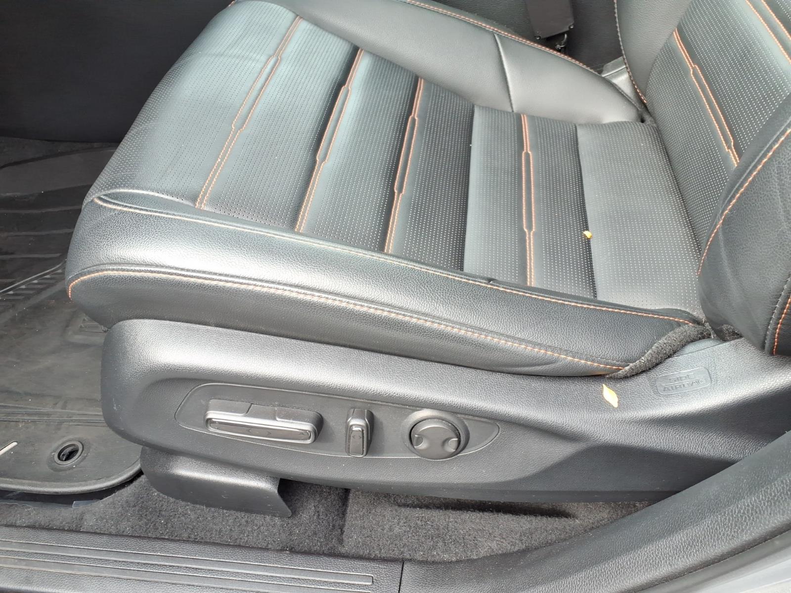 2025 Honda CR-V Sport-L - Photo 14