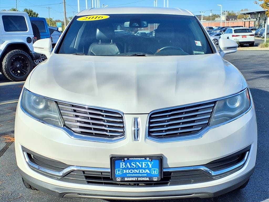 Used 2016 Lincoln MKX Select with VIN 2LMTJ8KR8GBL63594 for sale in Mishawaka, IN