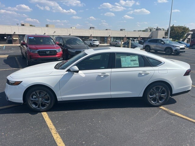 2025 Honda Accord Hybrid EX-L photo 3