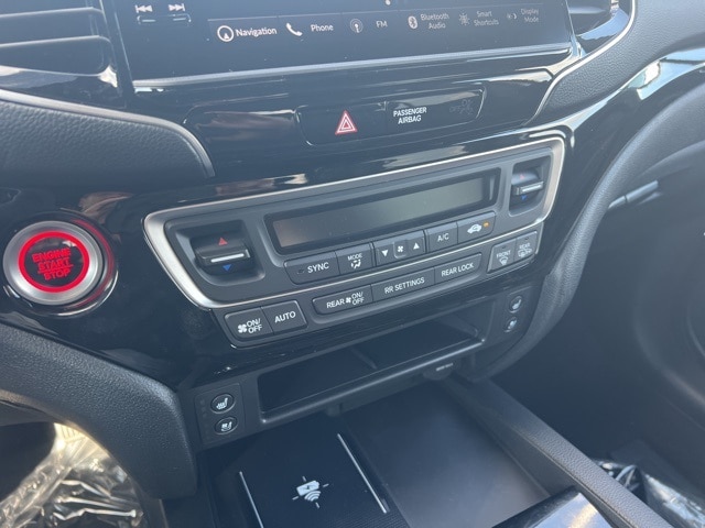 2026 Honda Ridgeline Black Edition - Photo 11