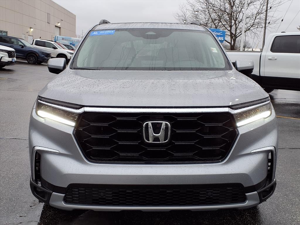 Certified 2025 Honda Pilot Touring+ SUV