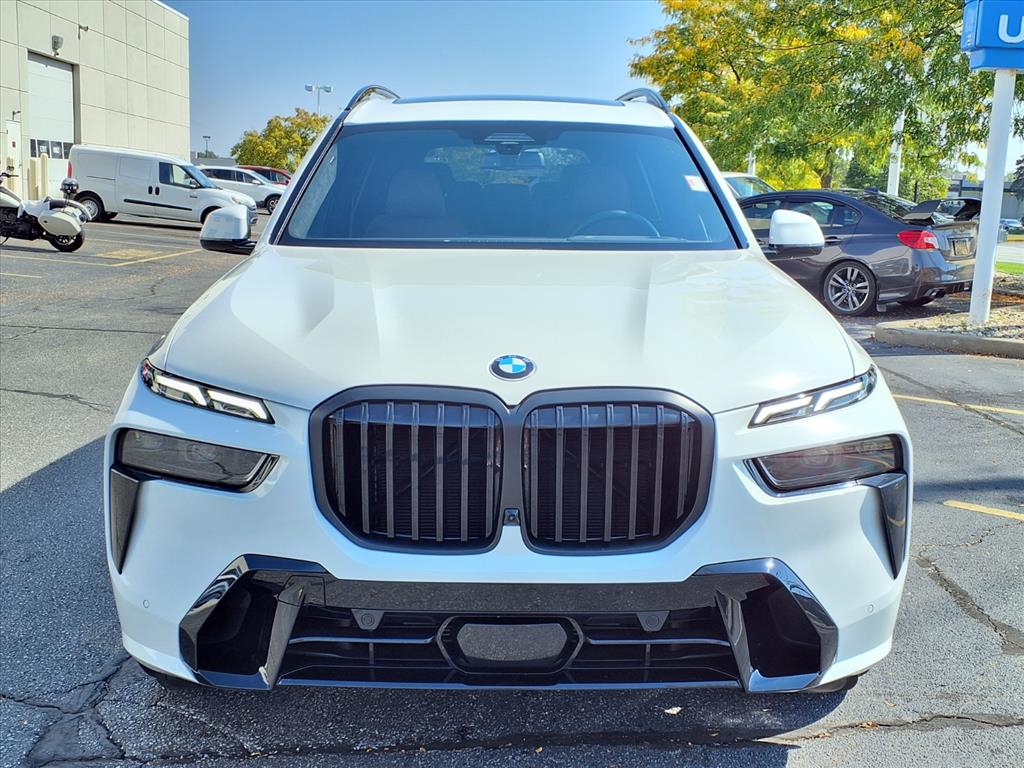 2023 Bmw X7 xDrive40i photo 2