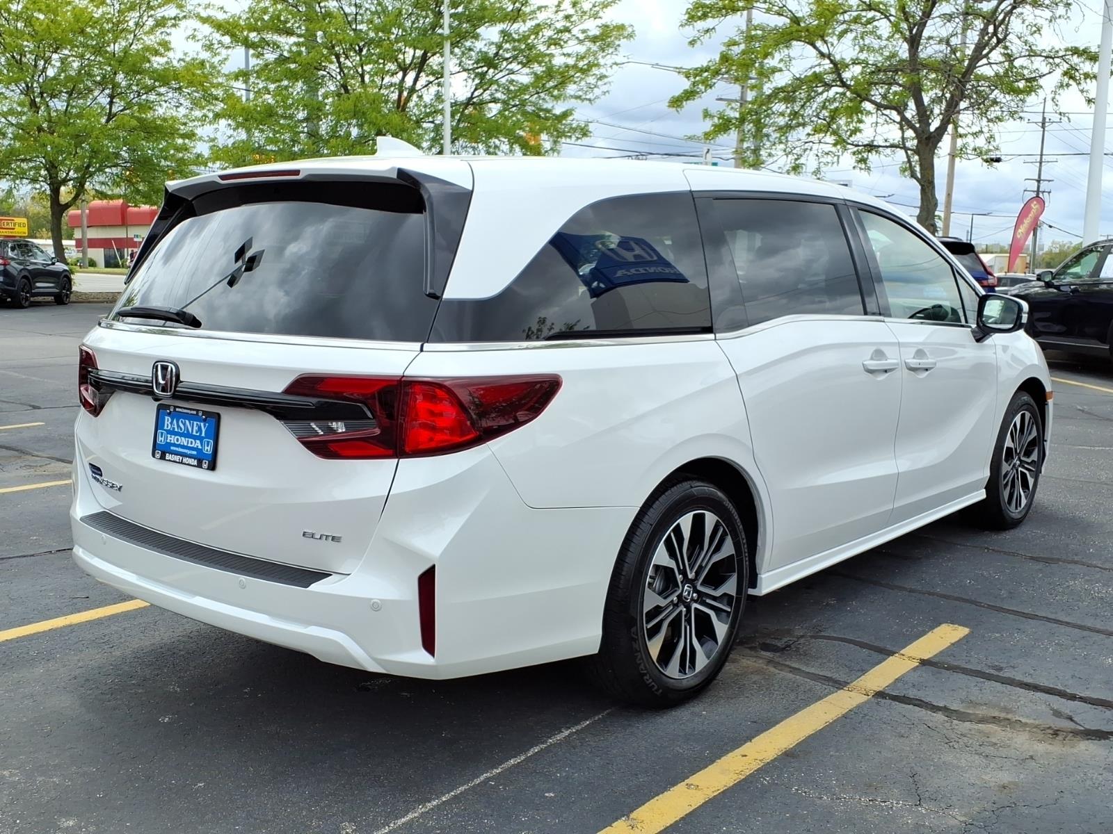 2026 Honda Odyssey Elite - Photo 11