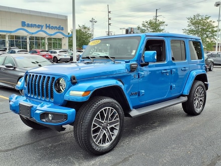 2022 Jeep Wrangler Unlimited 4xe Sahara SUV