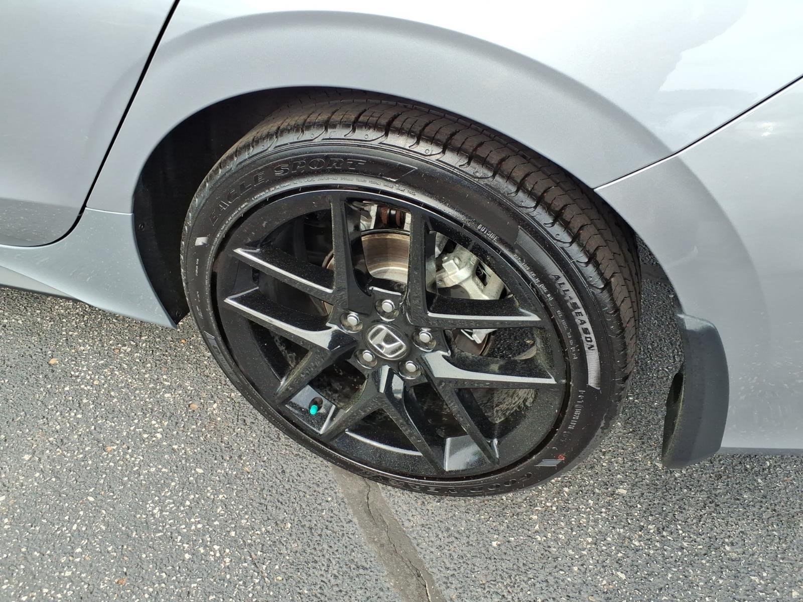2026 Honda Civic Hatchback Sport - Photo 10