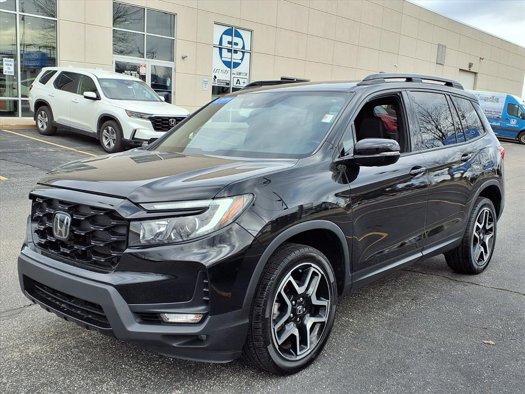 2023 Honda Passport Elite's photo
