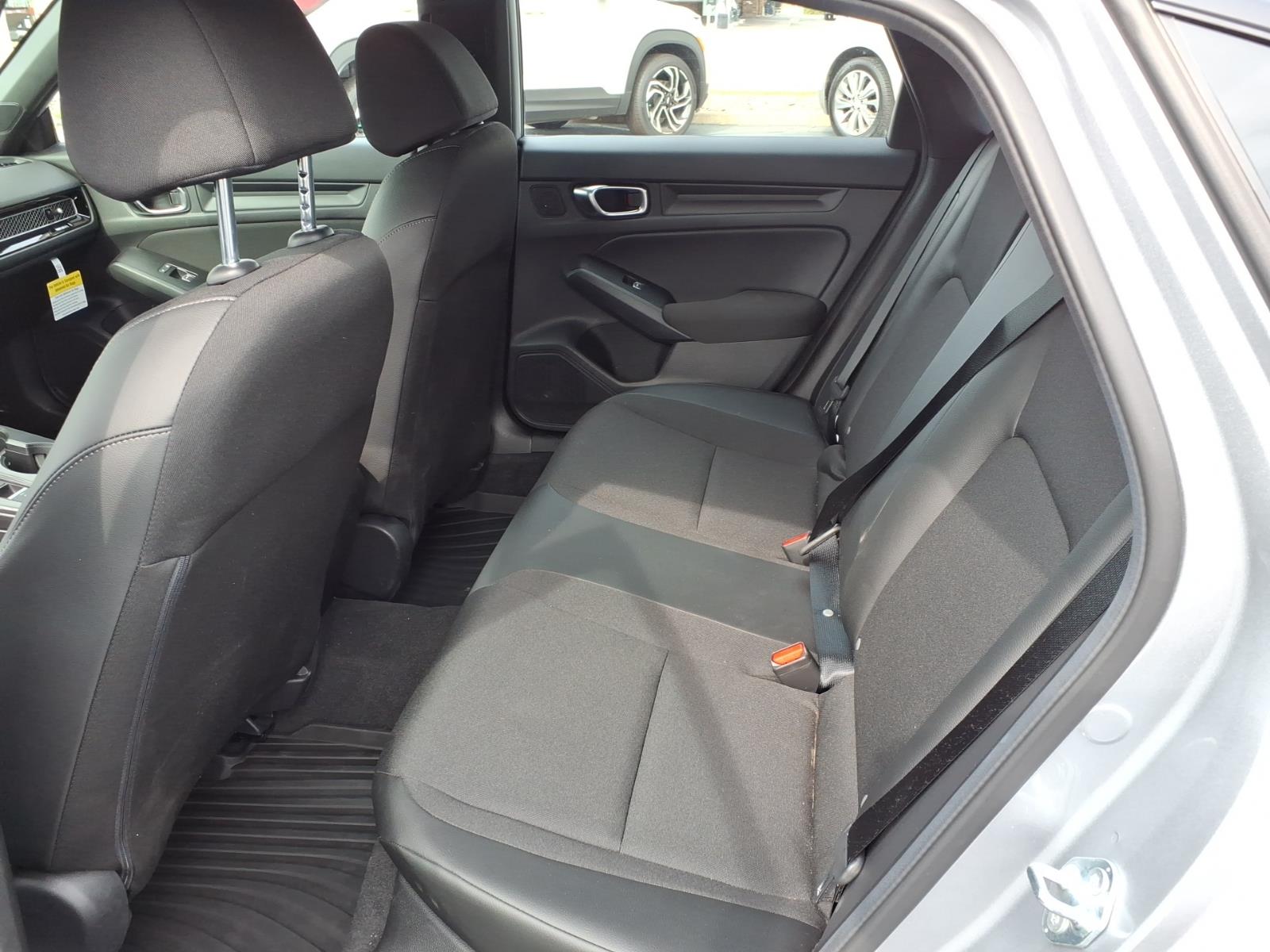 2026 Honda Civic Hatchback Sport - Photo 6