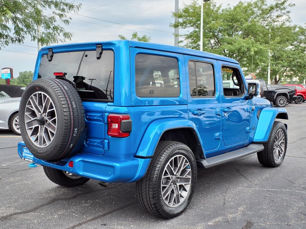 2022 Jeep Wrangler Unlimited High Altitude 4XE - Photo 9