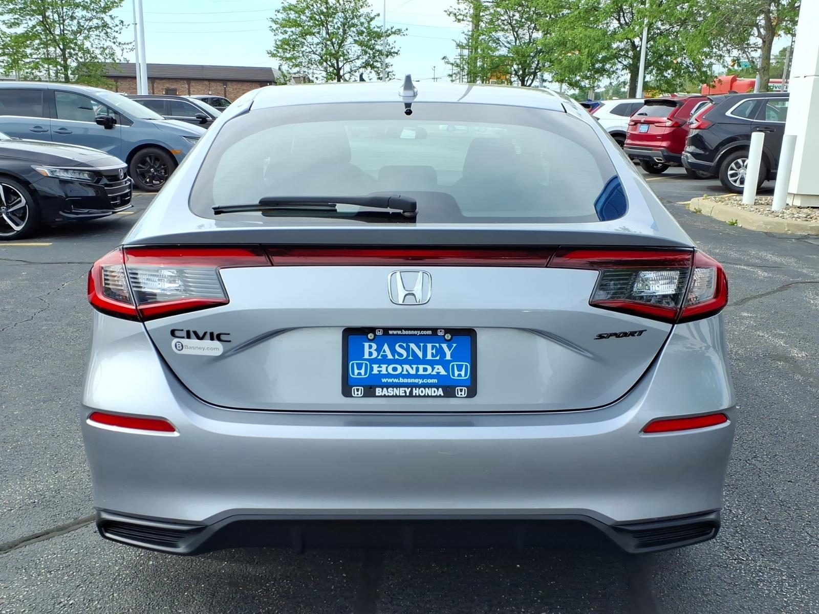 2026 Honda Civic Hatchback Sport - Photo 8